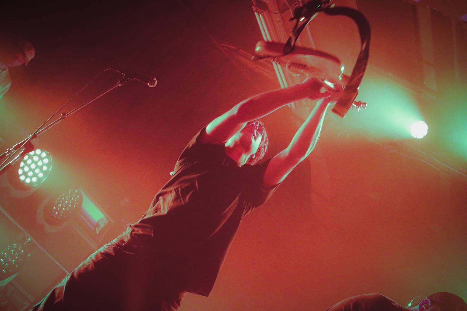 Leoniden rozpálili MeetFactory svými Sophisticated sad songs