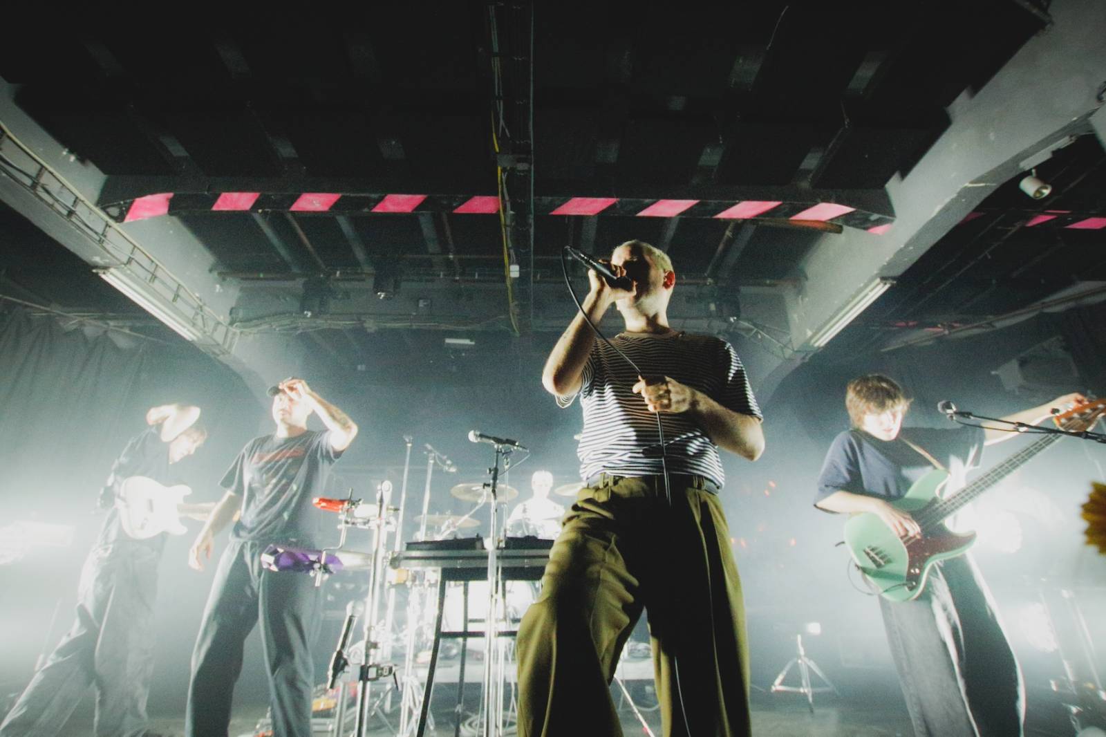 Leoniden rozpálili MeetFactory svými Sophisticated sad songs