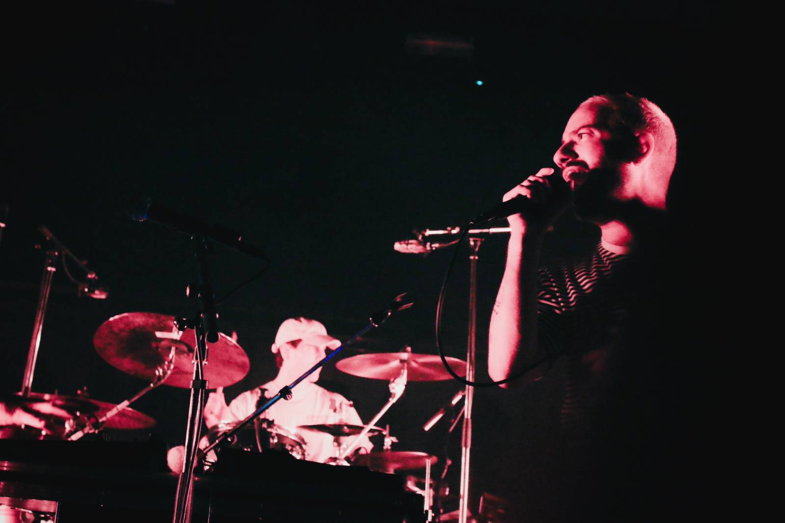 Leoniden rozpálili MeetFactory svými Sophisticated sad songs