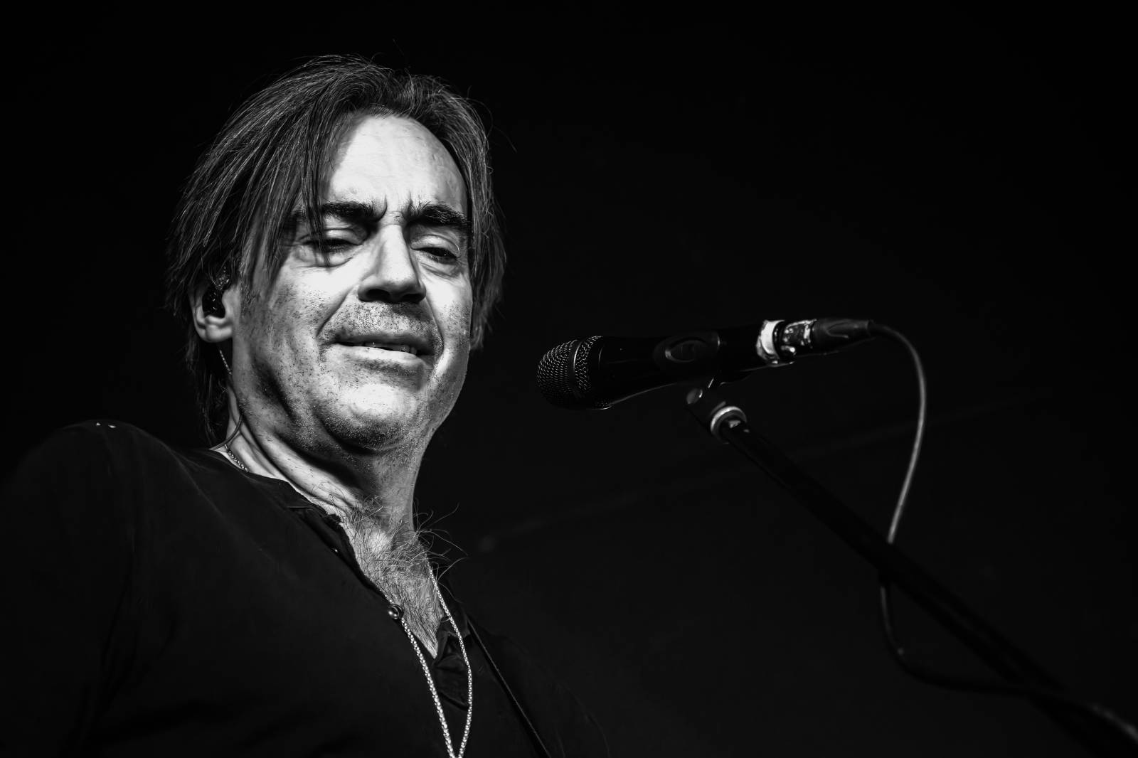 Rock Café zpívalo Mmm Mmm Mmm Mmm. S Crash Test Dummies publikum zavzpomínalo na devadesátky