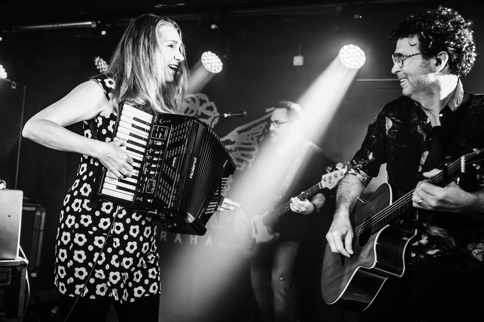 Rock Café zpívalo Mmm Mmm Mmm Mmm. S Crash Test Dummies publikum zavzpomínalo na devadesátky