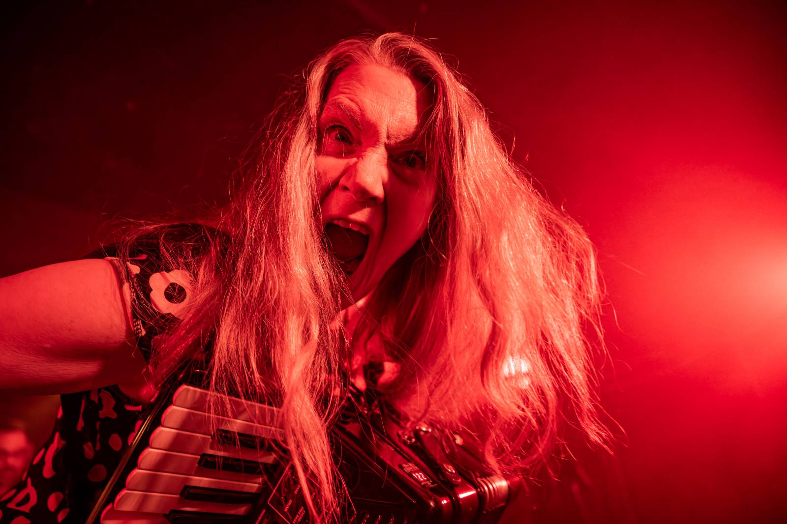 Rock Café zpívalo Mmm Mmm Mmm Mmm. S Crash Test Dummies publikum zavzpomínalo na devadesátky