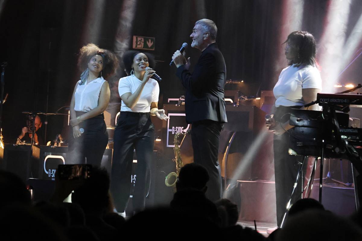 Electro Deluxe se spojili s B-Side Bandem a předvedli v Brně elektrizující show