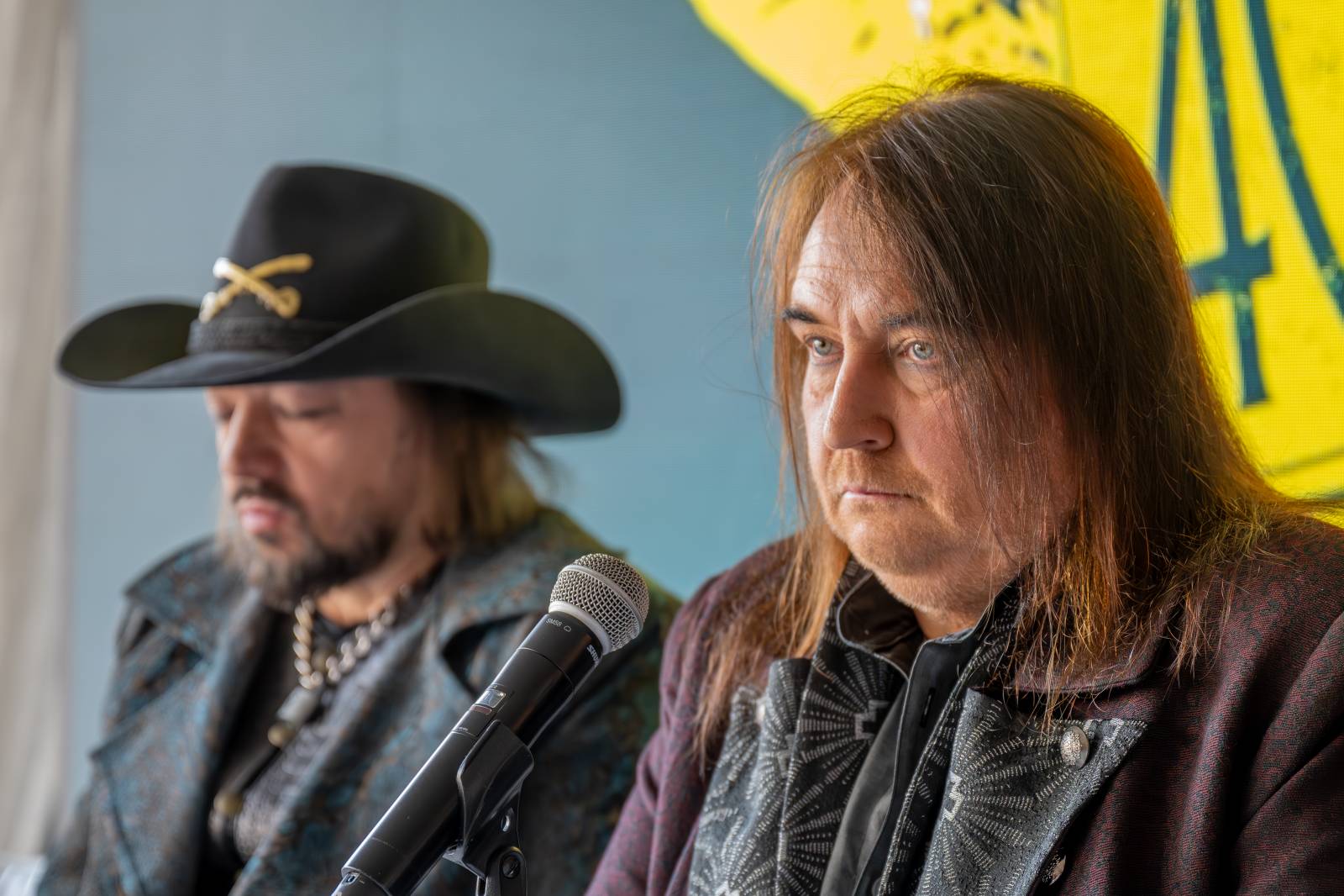 Lucie je zase ve čtyřech. Na lodi v Praze přivítala na palubě Viktora Dyka