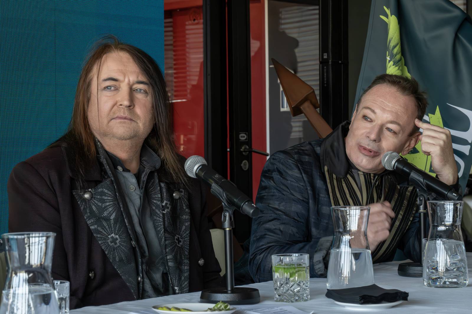 Lucie je zase ve čtyřech. Na lodi v Praze přivítala na palubě Viktora Dyka