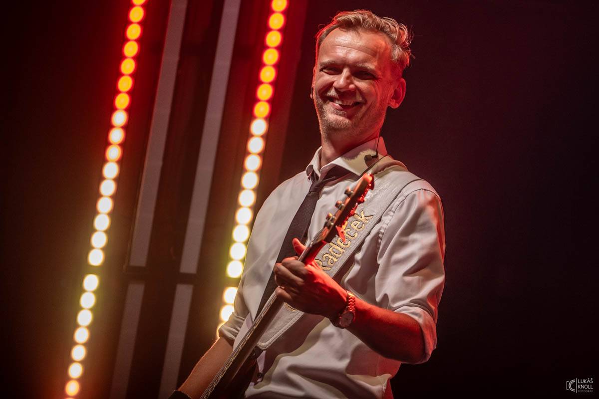 O5 a Radeček zahájili v Hradci Králové turné HoraLove, předskakoval jim Thom Artway