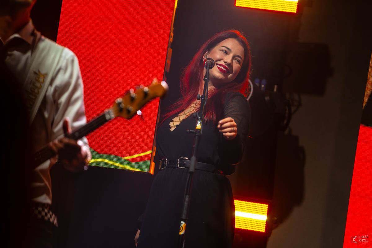 O5 a Radeček zahájili v Hradci Králové turné HoraLove, předskakoval jim Thom Artway