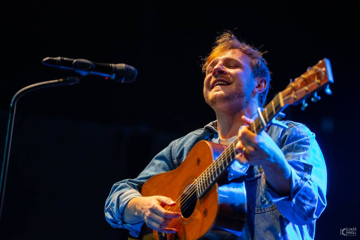 O5 a Radeček zahájili v Hradci Králové turné HoraLove, předskakoval jim Thom Artway