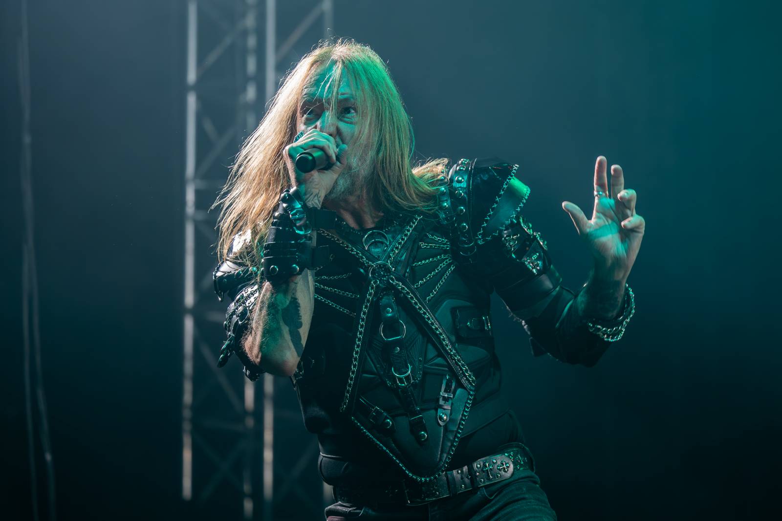 Metalová smršť v Holešovicích. Do Prahy zavítali Powerwolf, Hammerfall a Wind Rose