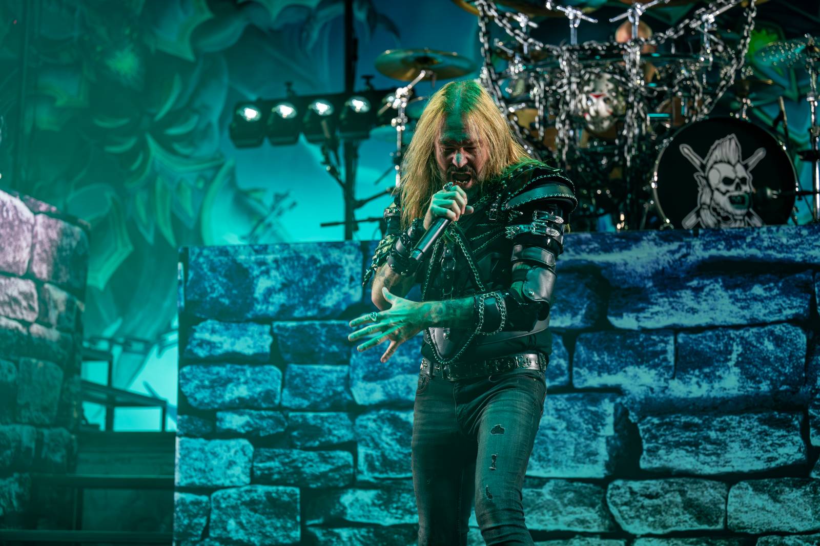 Metalová smršť v Holešovicích. Do Prahy zavítali Powerwolf, Hammerfall a Wind Rose