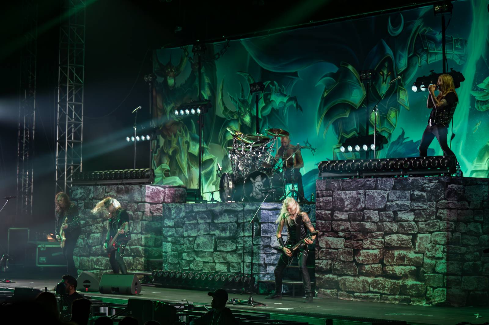 Metalová smršť v Holešovicích. Do Prahy zavítali Powerwolf, Hammerfall a Wind Rose