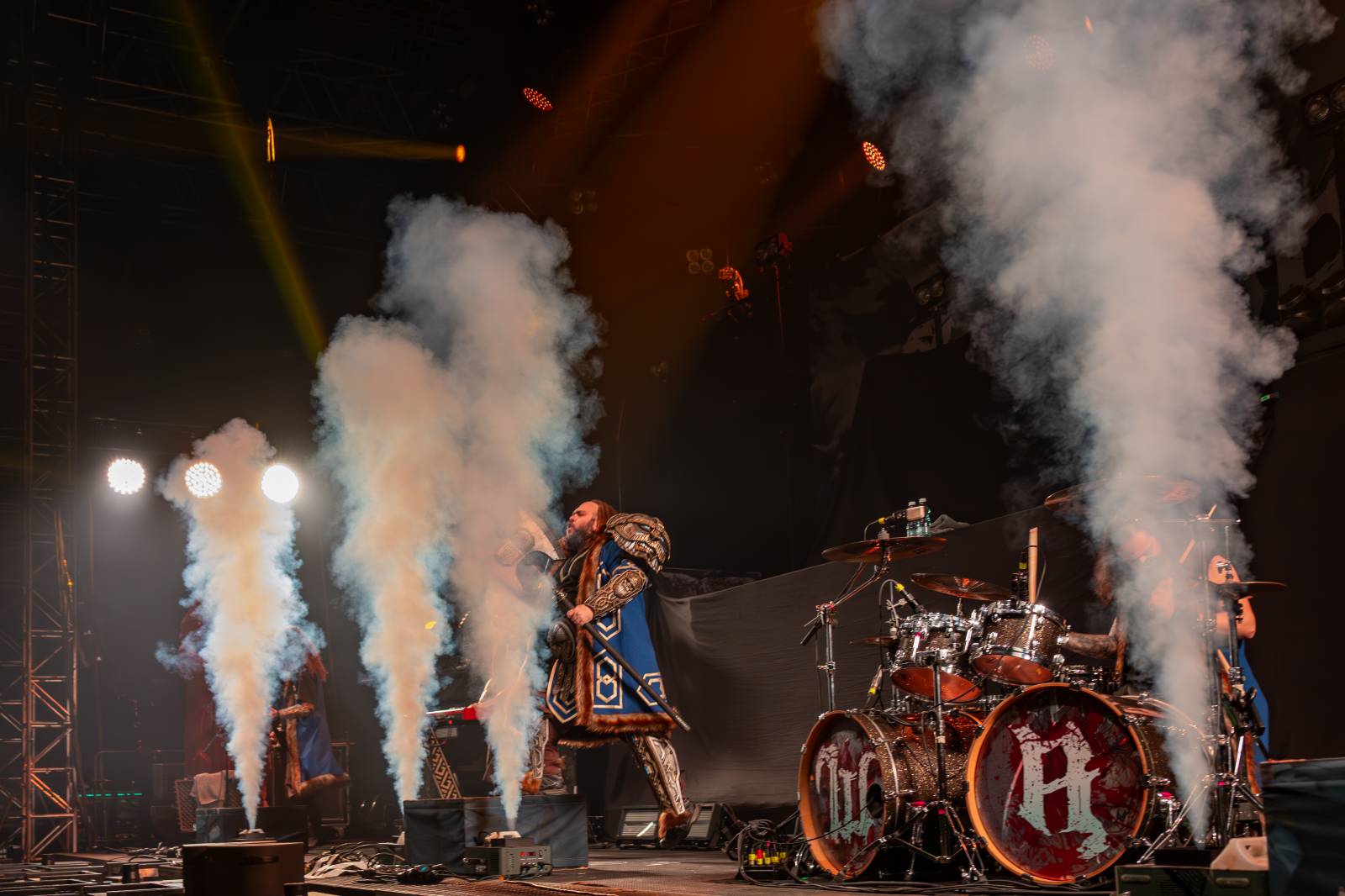 Metalová smršť v Holešovicích. Do Prahy zavítali Powerwolf, Hammerfall a Wind Rose