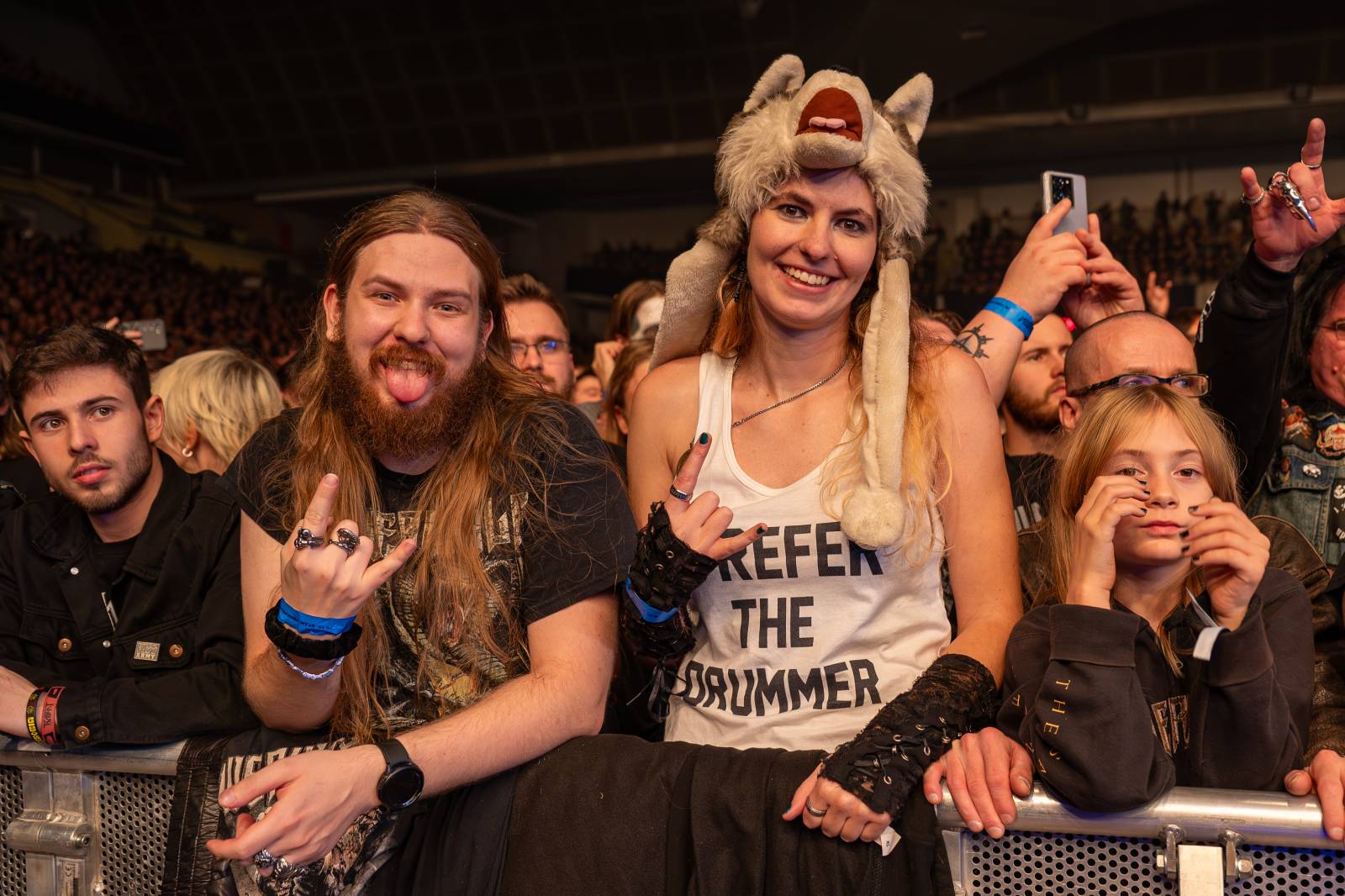 Metalová smršť v Holešovicích. Do Prahy zavítali Powerwolf, Hammerfall a Wind Rose