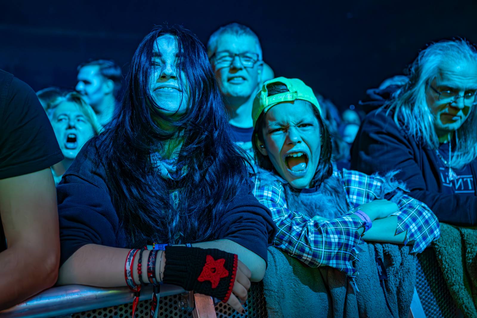 Metalová smršť v Holešovicích. Do Prahy zavítali Powerwolf, Hammerfall a Wind Rose