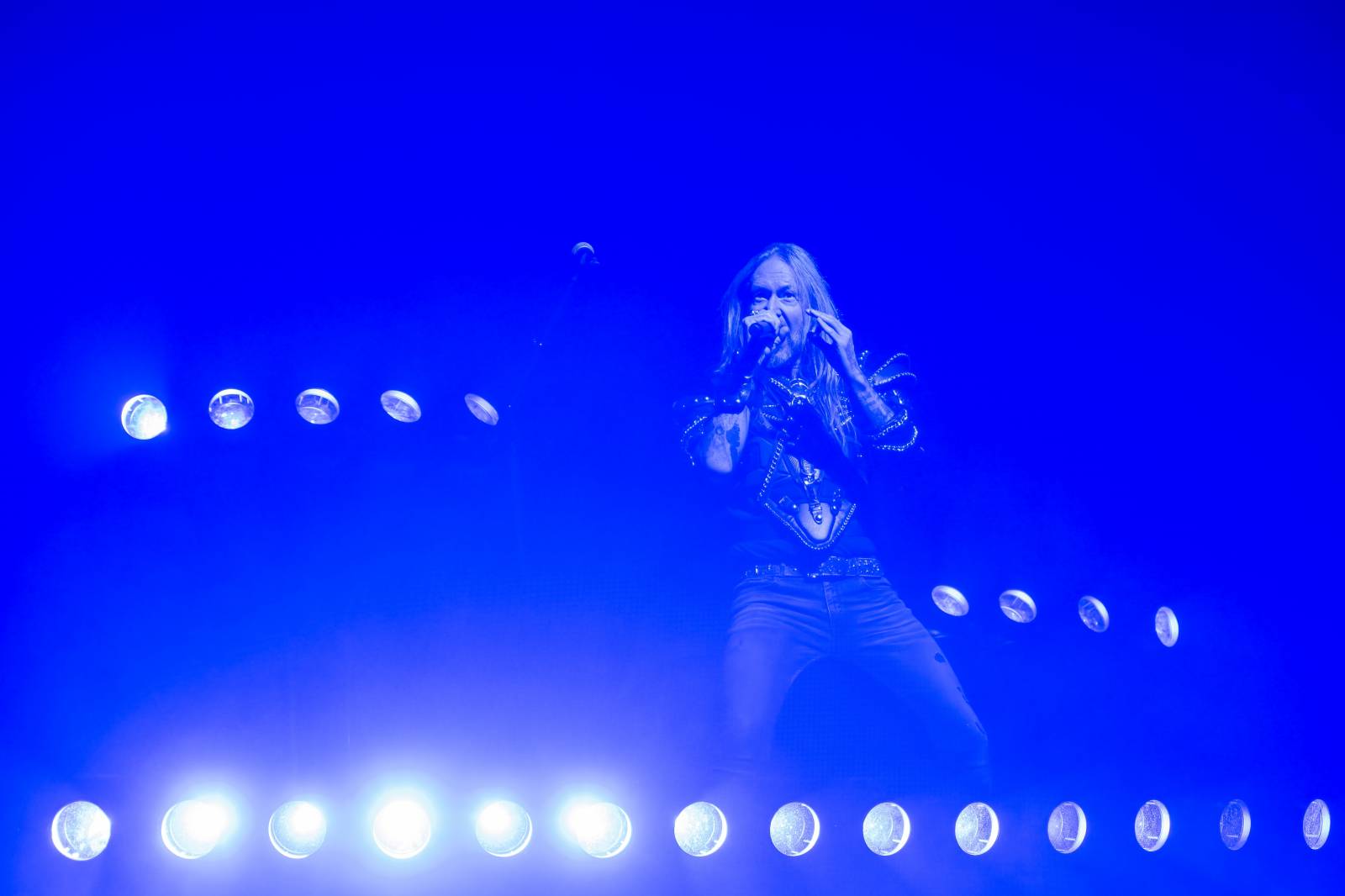 Metalová smršť v Holešovicích. Do Prahy zavítali Powerwolf, Hammerfall a Wind Rose