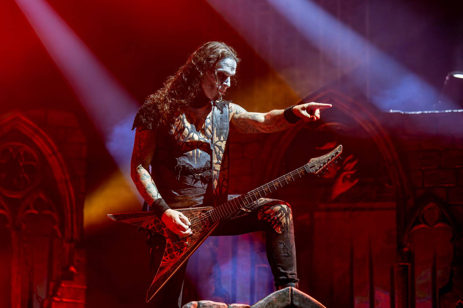 Metalová smršť v Holešovicích. Do Prahy zavítali Powerwolf, Hammerfall a Wind Rose