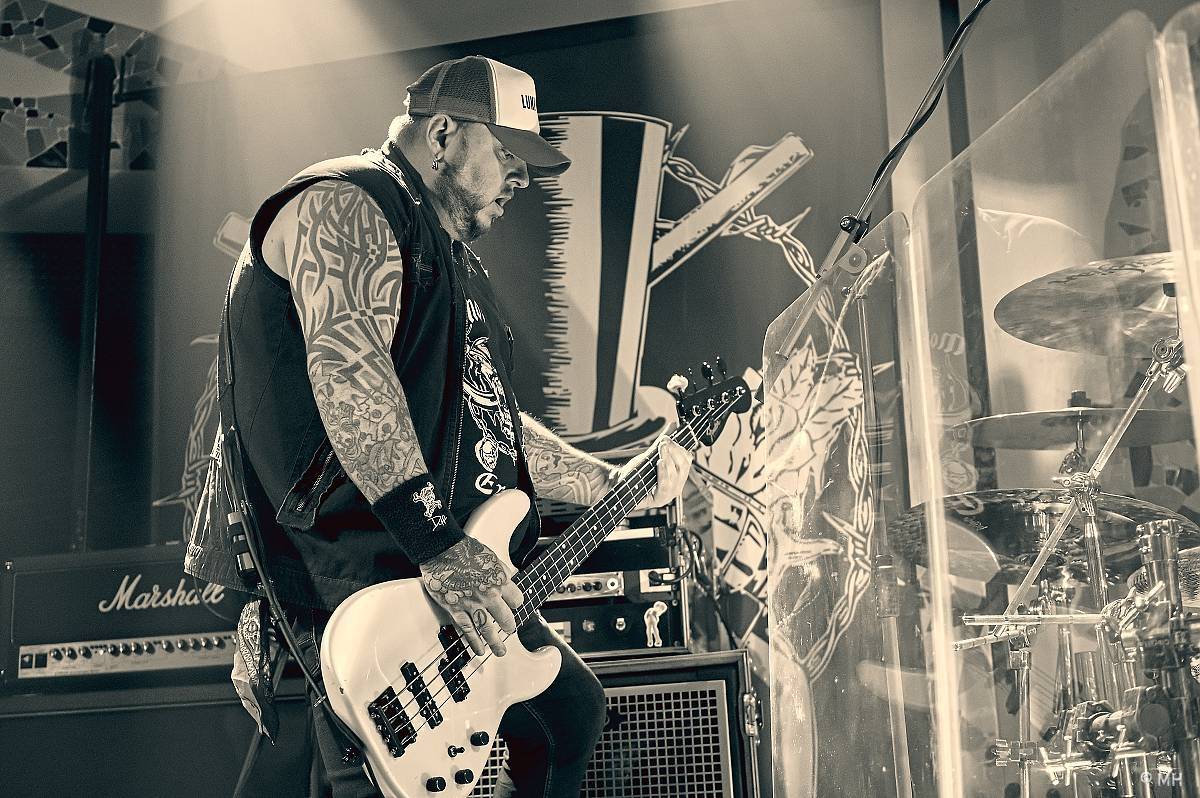 Maďarští Hollywood Rose zavítali do Plzně, v Buena Vistě přehráli největší hity Guns N' Roses