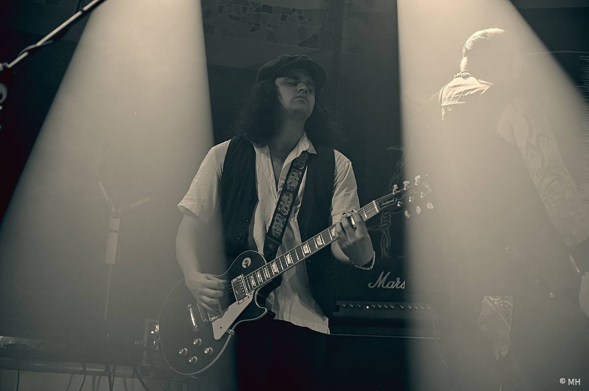 Maďarští Hollywood Rose zavítali do Plzně, v Buena Vistě přehráli největší hity Guns N' Roses