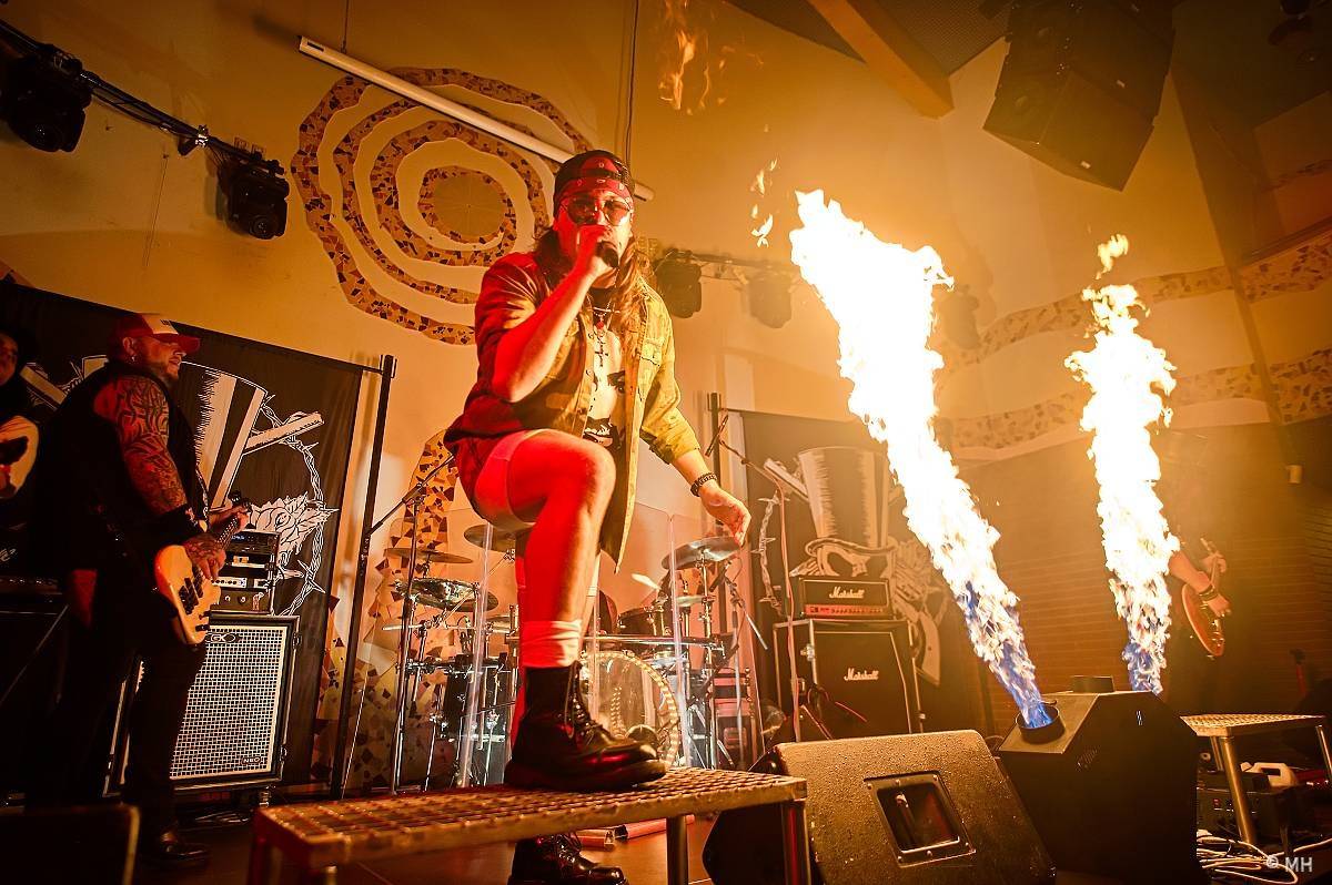 Maďarští Hollywood Rose zavítali do Plzně, v Buena Vistě přehráli největší hity Guns N' Roses