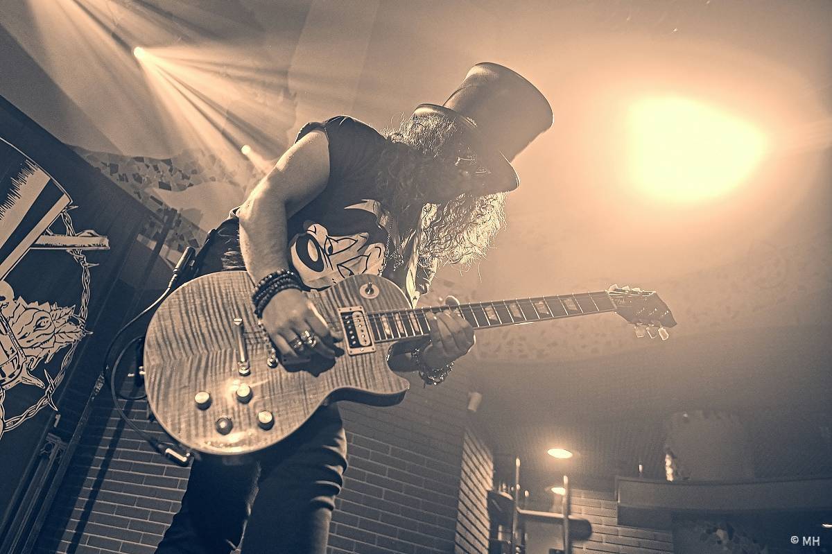 Maďarští Hollywood Rose zavítali do Plzně, v Buena Vistě přehráli největší hity Guns N' Roses