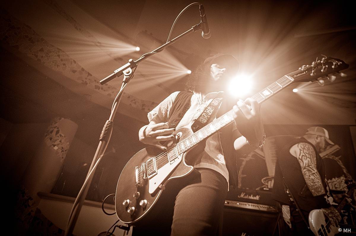 Maďarští Hollywood Rose zavítali do Plzně, v Buena Vistě přehráli největší hity Guns N' Roses