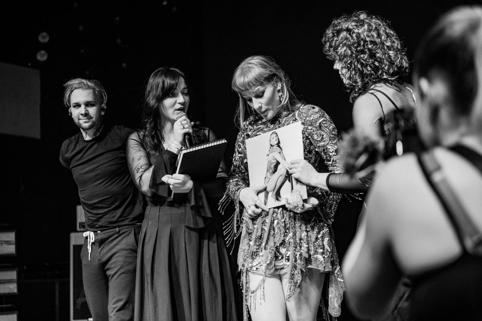 Aiko pokřtila v Lucerna Music Baru nové album, jejím hostem byla Maella