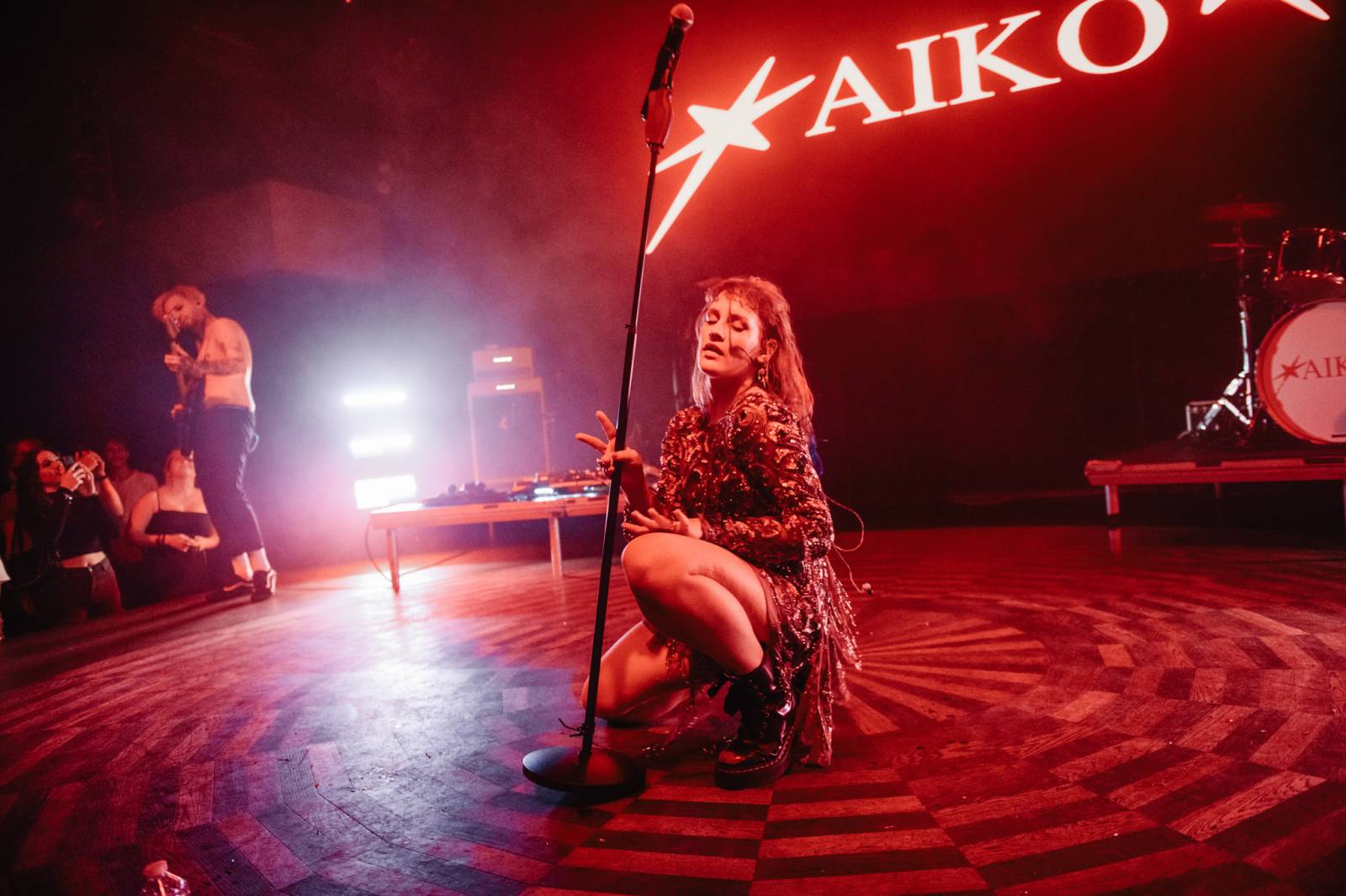 Aiko pokřtila v Lucerna Music Baru nové album, jejím hostem byla Maella