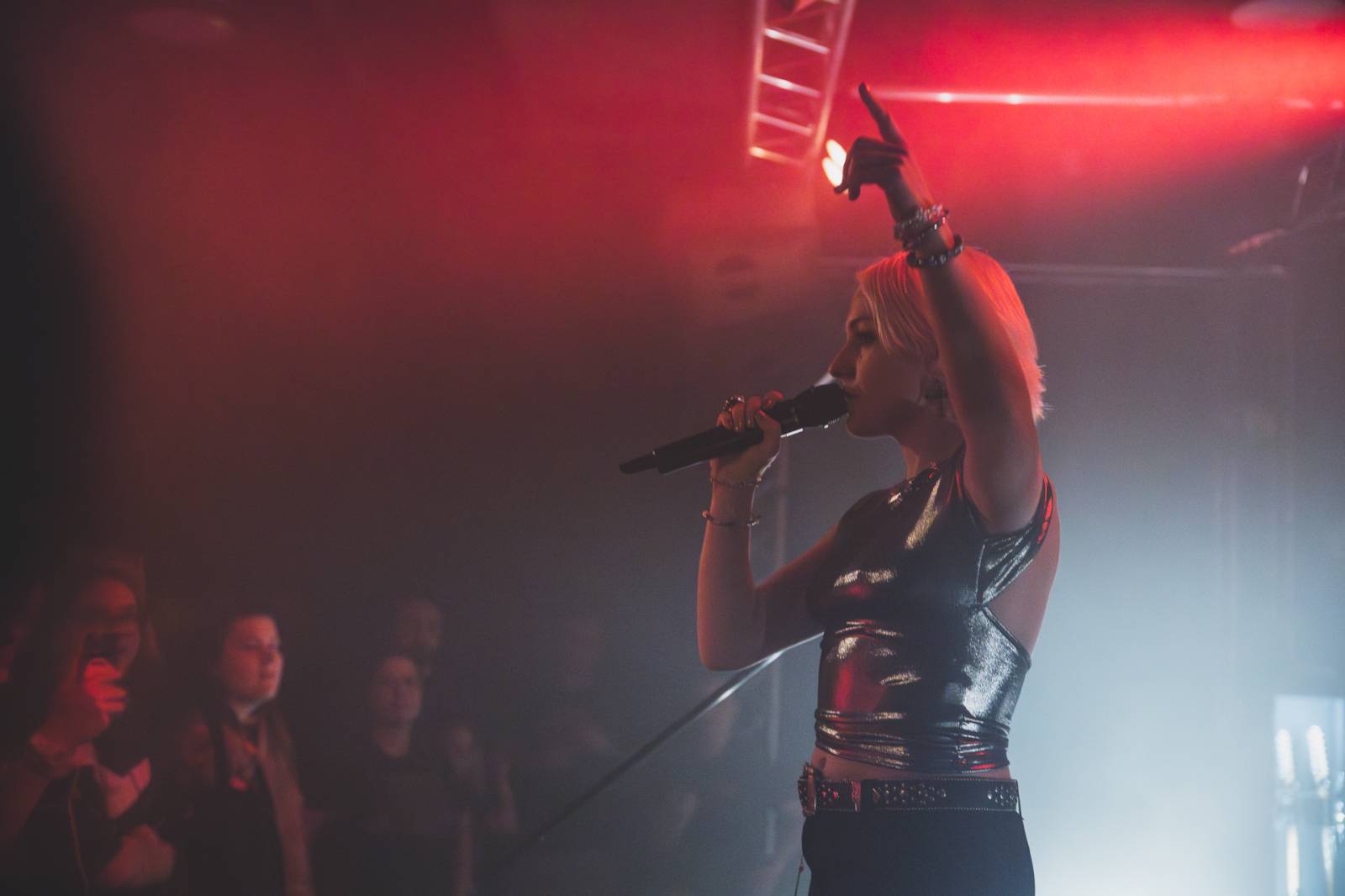 Aiko rozzářila brněnský Kabinet múz, večer zahájila Maella