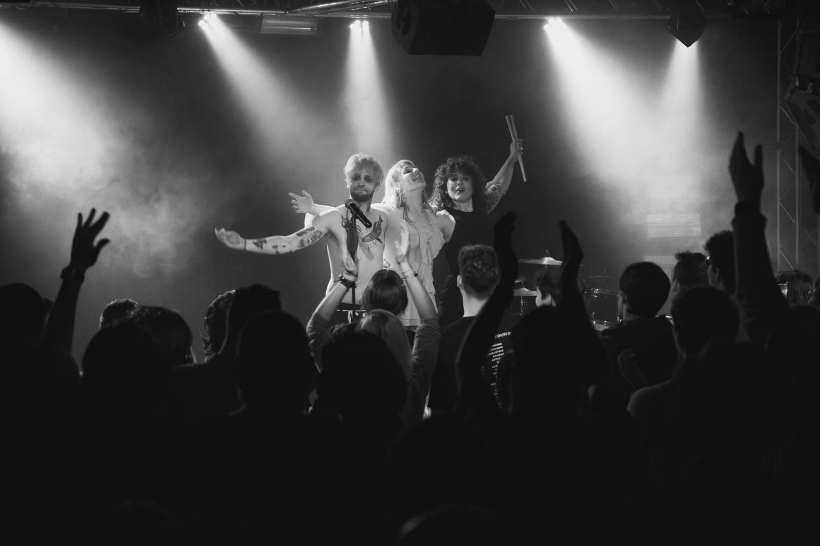 Aiko rozzářila brněnský Kabinet múz, večer zahájila Maella