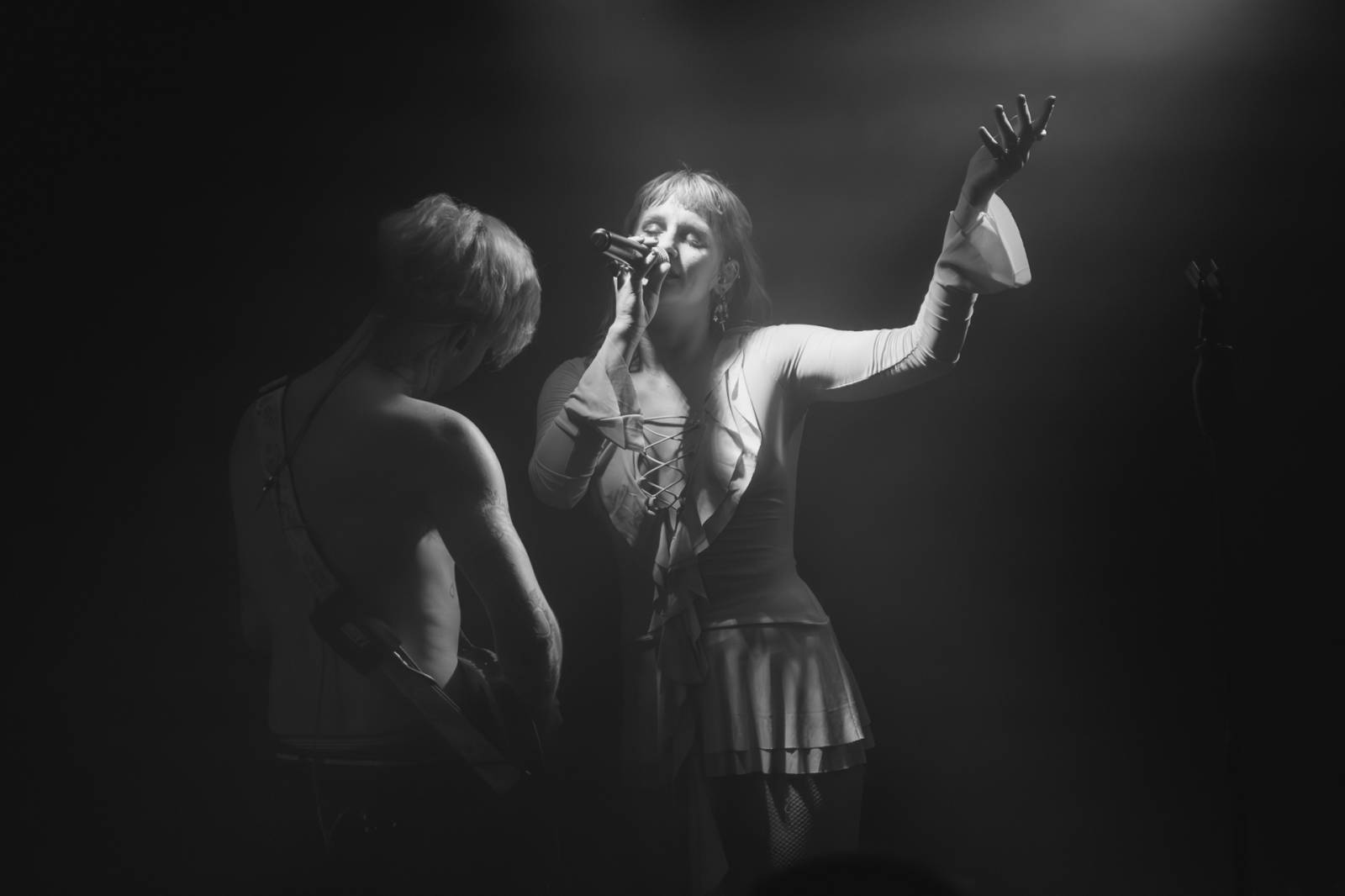 Aiko rozzářila brněnský Kabinet múz, večer zahájila Maella