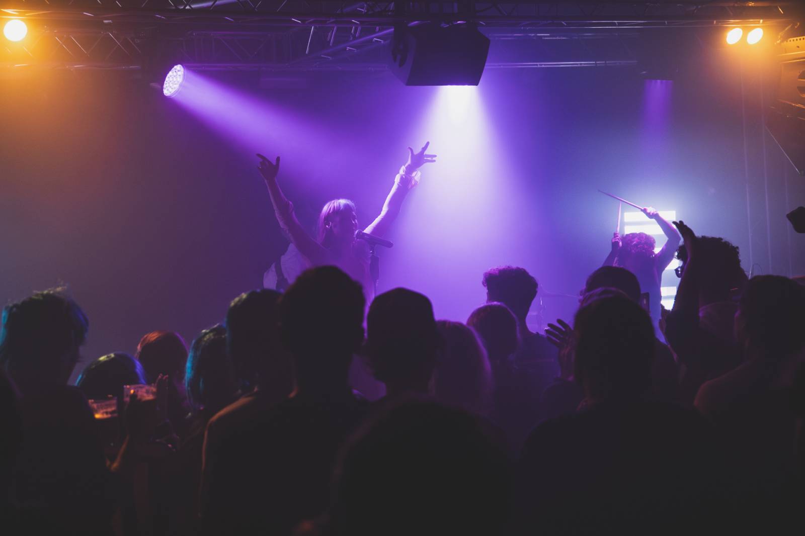 Aiko rozzářila brněnský Kabinet múz, večer zahájila Maella