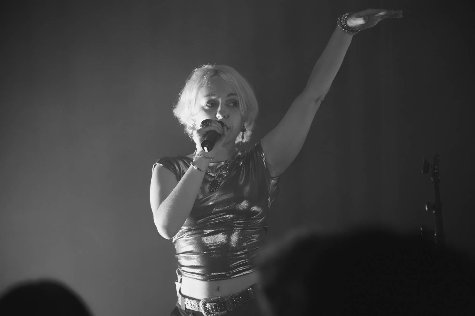 Aiko rozzářila brněnský Kabinet múz, večer zahájila Maella