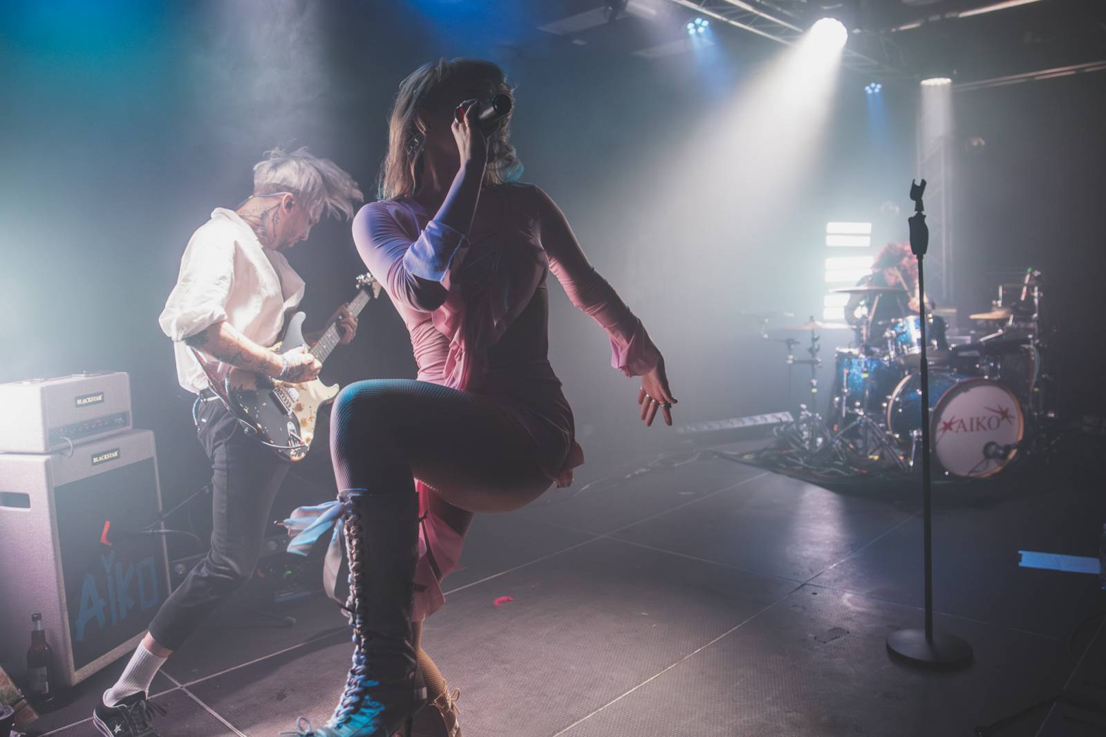 Aiko rozzářila brněnský Kabinet múz, večer zahájila Maella