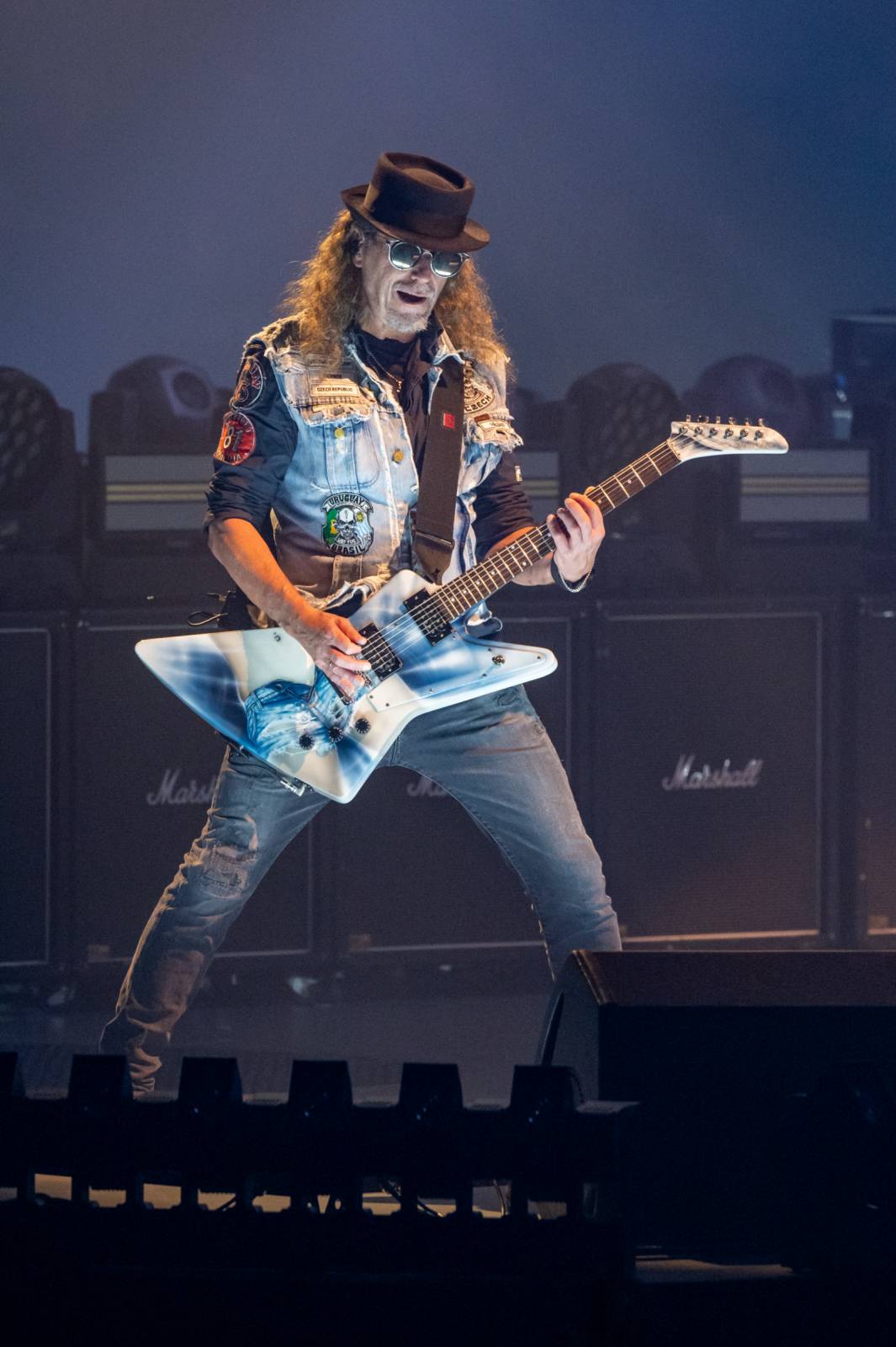 Kabát oslavil 35 let na scéně i v Ústí nad Labem, zpíval s ním celý stadion