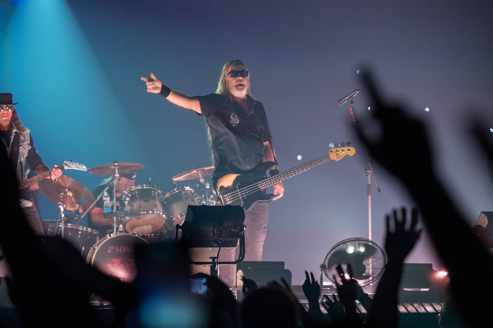 Kabát oslavil 35 let na scéně i v Ústí nad Labem, zpíval s ním celý stadion