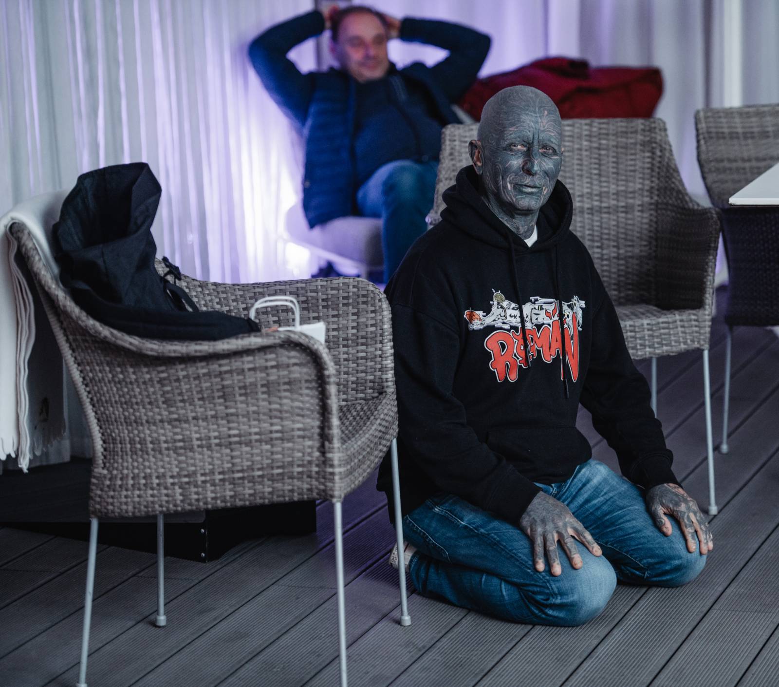 Talkshow U Aleše na střeše poprvé naživo. Publikum bavili Michael Kocáb s dcerou Natálií, Marie Rottrová, Debbi i Ondřej Ruml