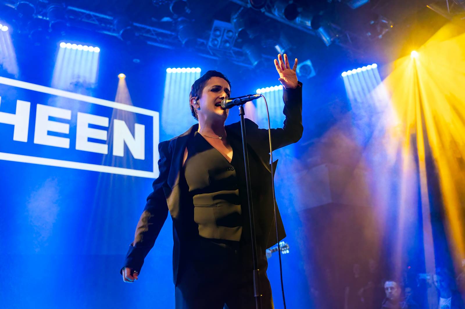 Kosheen v čele se Sian Evans odstartovali v Praze oslavy 25 let na scéně