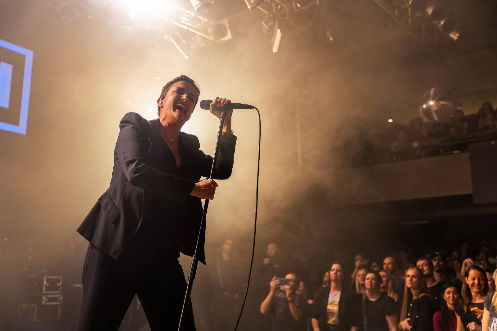 Kosheen v čele se Sian Evans odstartovali v Praze oslavy 25 let na scéně