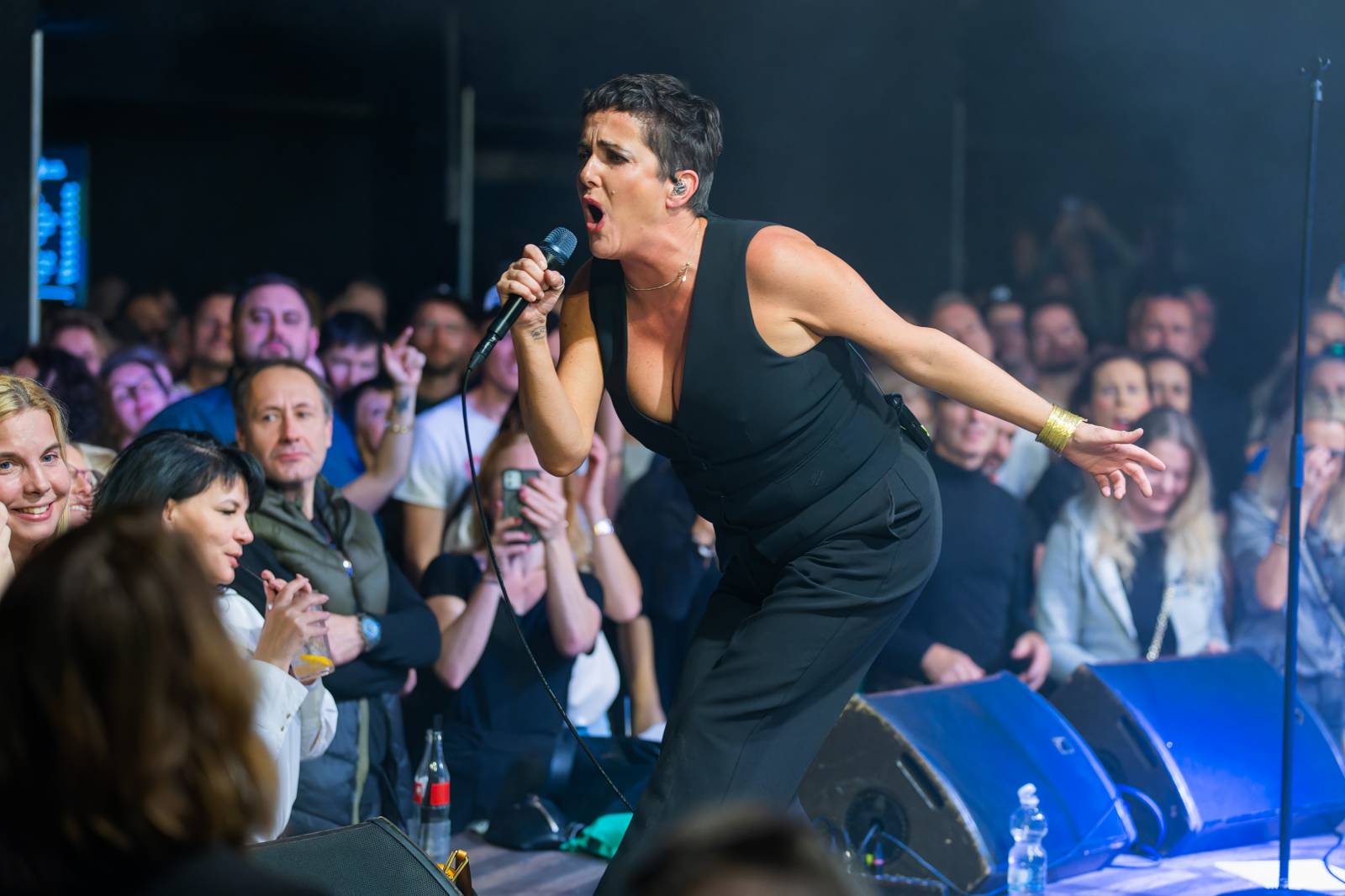 Kosheen v čele se Sian Evans odstartovali v Praze oslavy 25 let na scéně