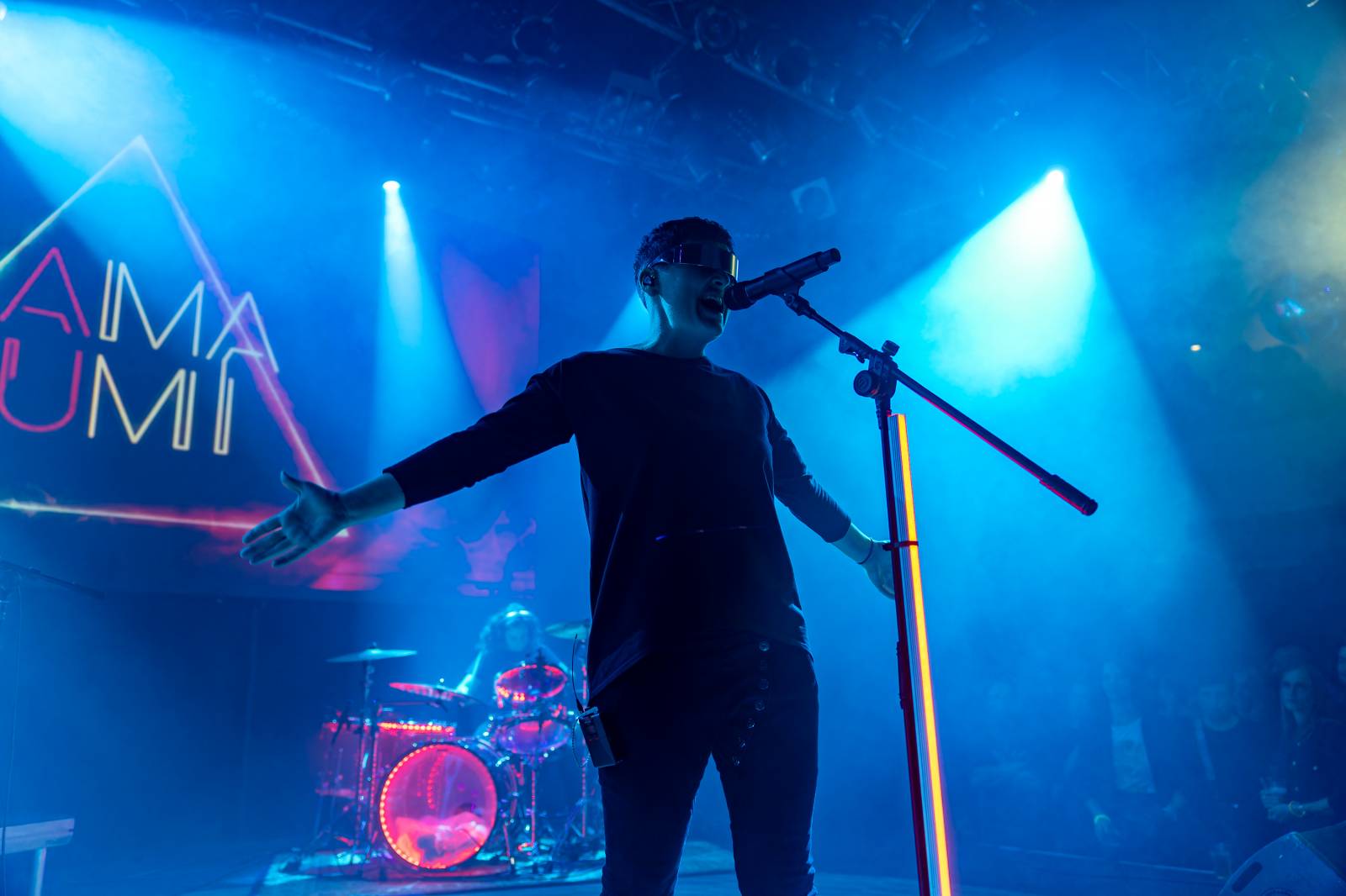 Kosheen v čele se Sian Evans odstartovali v Praze oslavy 25 let na scéně