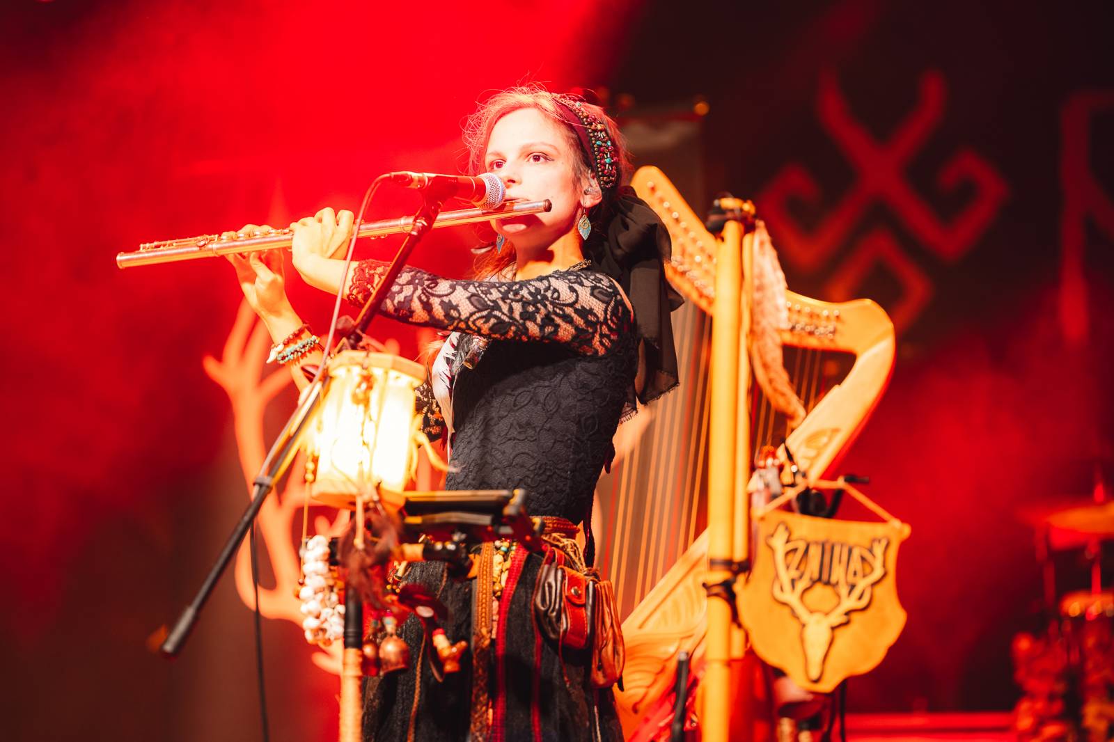 Deloraine na svém turné navštívili i Plzeň, doprovodila je polská Žniwa