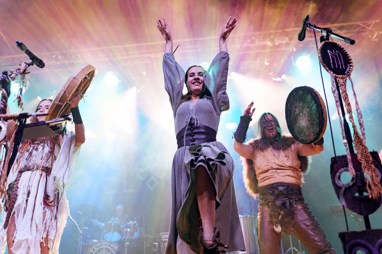 Deloraine na svém turné navštívili i Plzeň, doprovodila je polská Žniwa