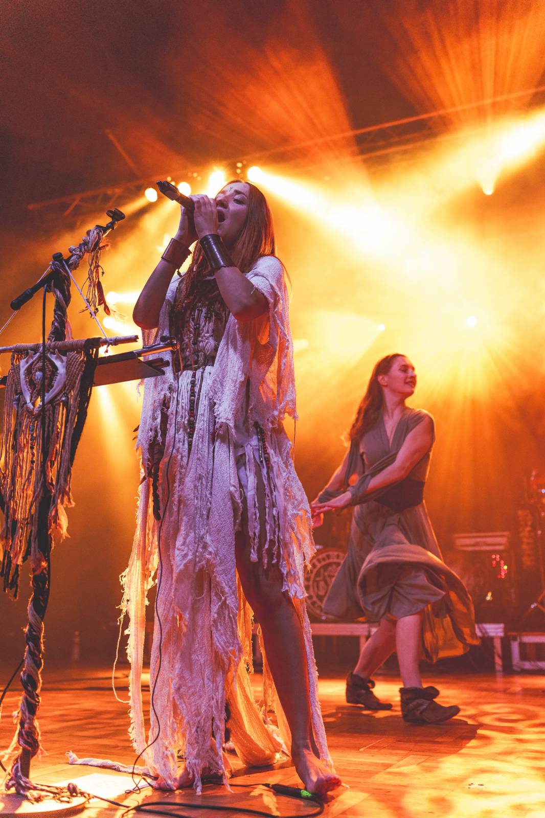 Deloraine na svém turné navštívili i Plzeň, doprovodila je polská Žniwa