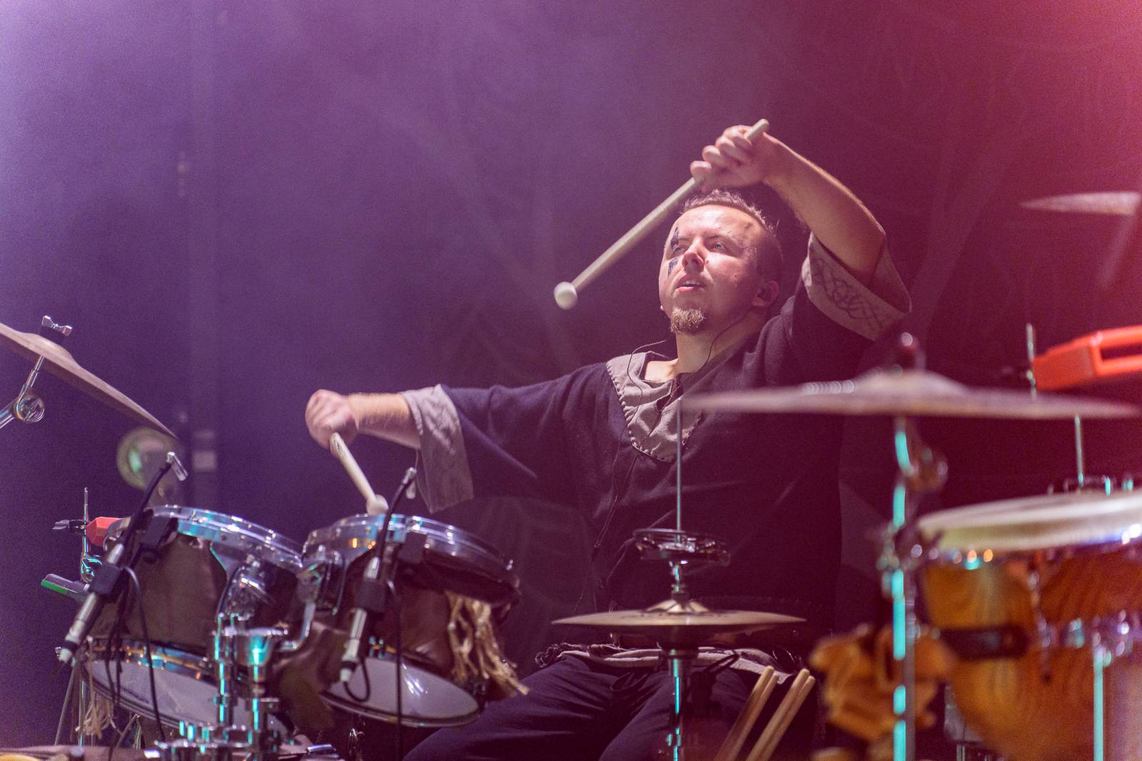 Deloraine na svém turné navštívili i Plzeň, doprovodila je polská Žniwa