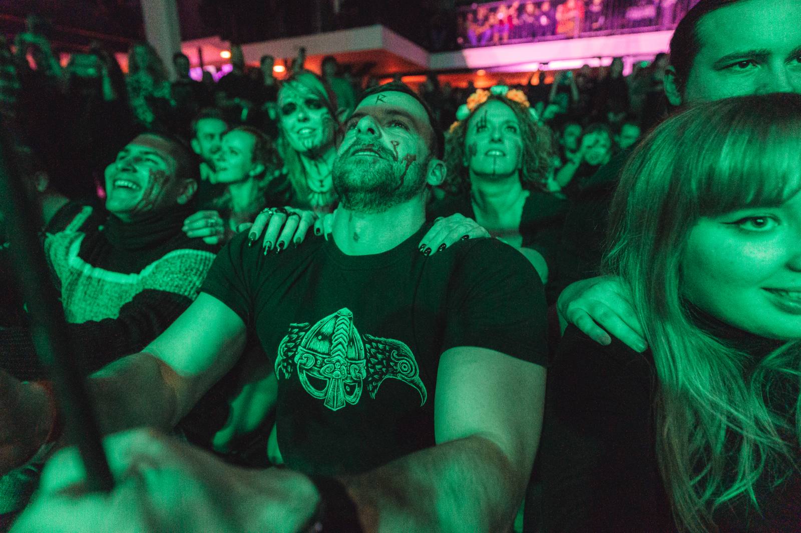 Deloraine na svém turné navštívili i Plzeň, doprovodila je polská Žniwa