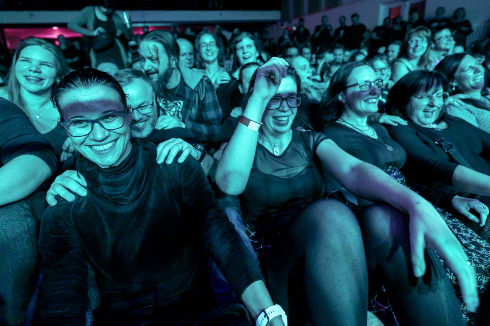 Deloraine na svém turné navštívili i Plzeň, doprovodila je polská Žniwa