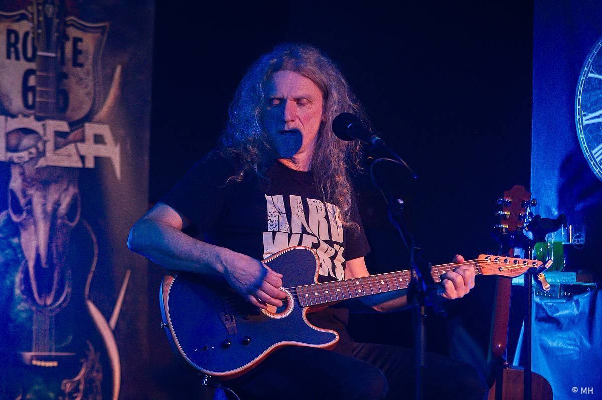 Doga trochu jinak. Unplugged koncertu v Plzni předcházelo promítaní jejího dokumentu Route 66 & Rock 'n' Roll