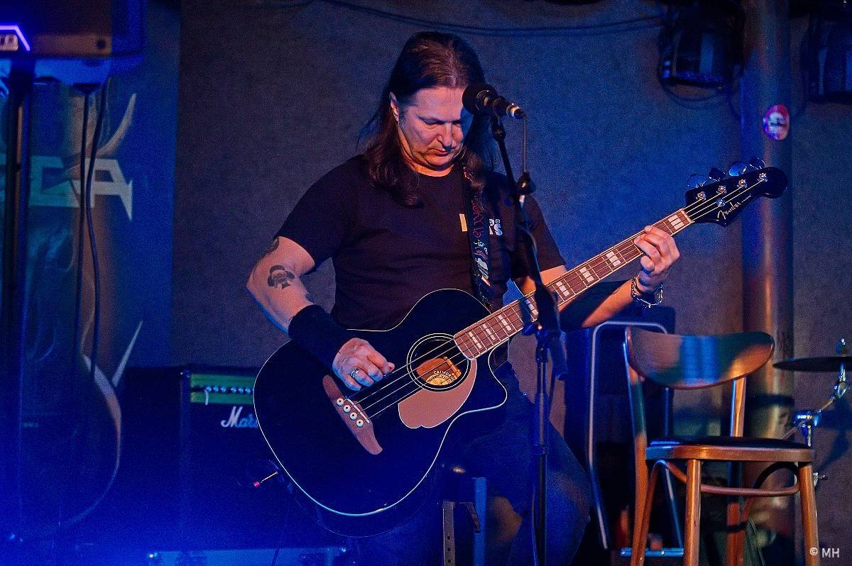 Doga trochu jinak. Unplugged koncertu v Plzni předcházelo promítaní jejího dokumentu Route 66 & Rock 'n' Roll