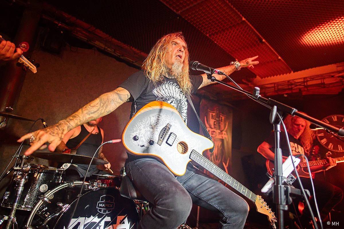 Doga trochu jinak. Unplugged koncertu v Plzni předcházelo promítaní jejího dokumentu Route 66 & Rock 'n' Roll