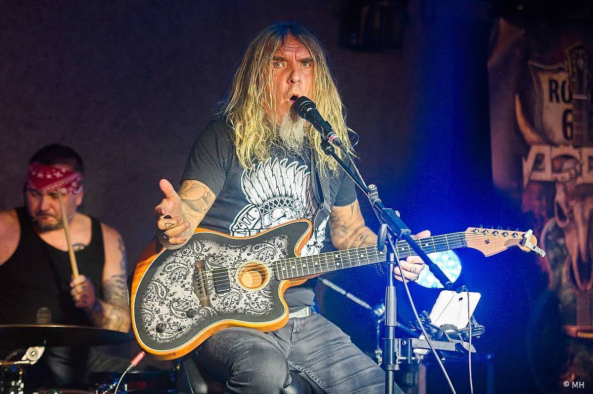 Doga trochu jinak. Unplugged koncertu v Plzni předcházelo promítaní jejího dokumentu Route 66 & Rock 'n' Roll